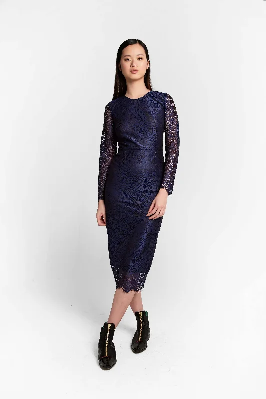 Fox dress in fantasy lace empire Waist empire