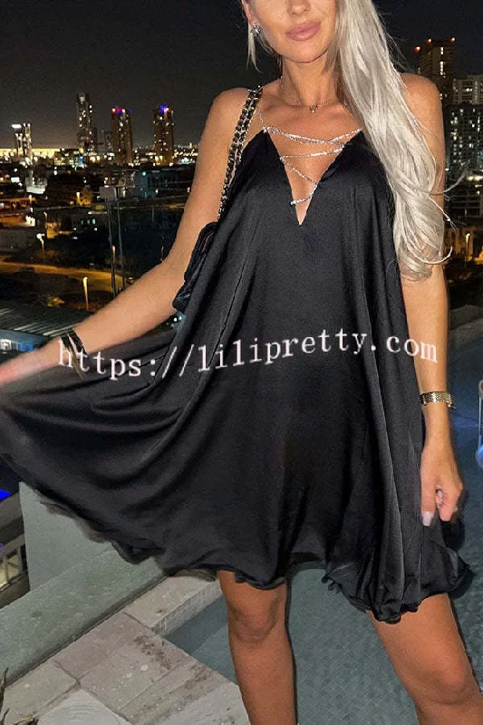 Lilipretty Stunning Shiny Chain Party Mini Dress Comfortable Fit-and-Flare Mini Dress Lilipretty Stunning Shiny Chain Party Mini Dress Comfortable Fit-and-Flare Mini Dress