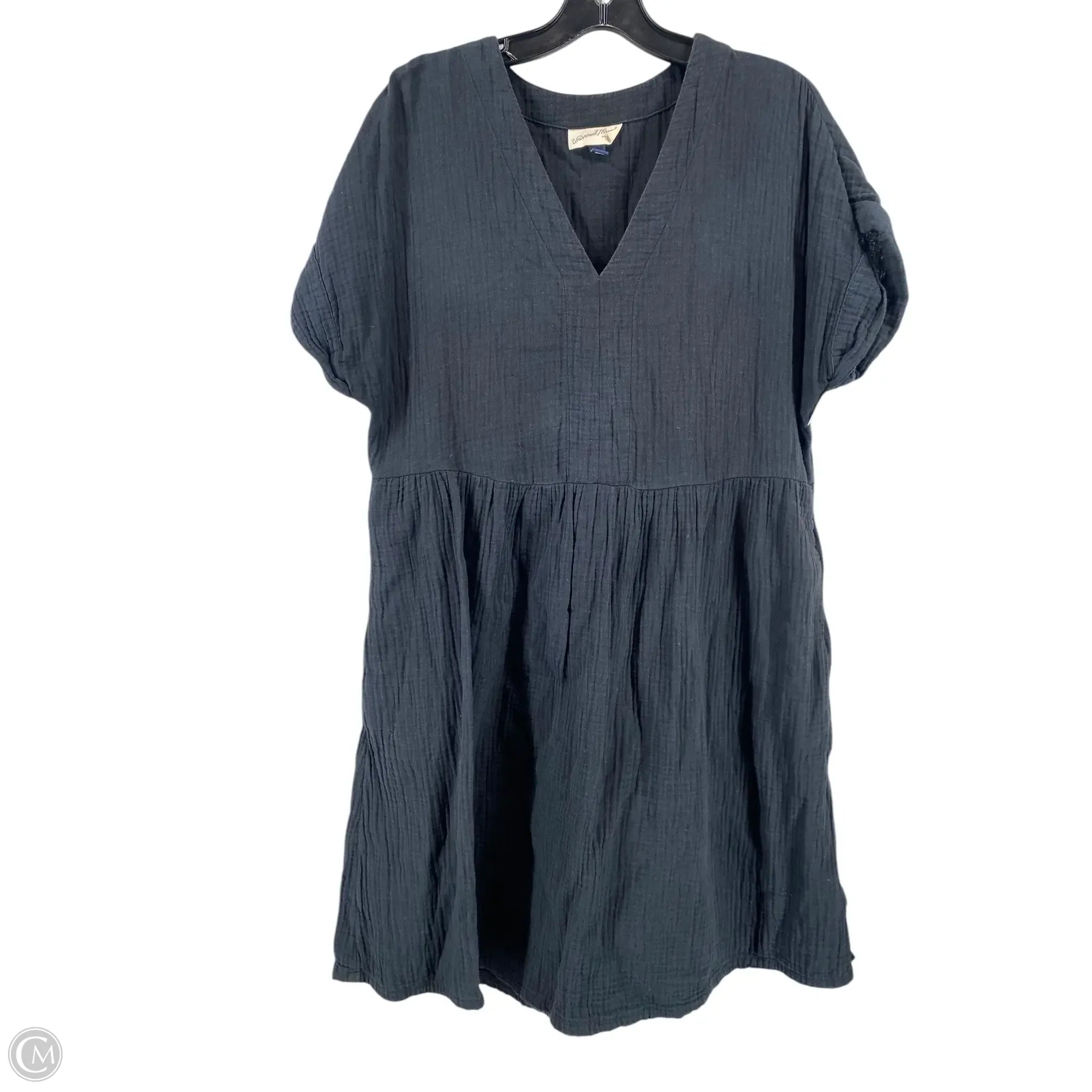 Dress Casual Short By Universal Thread In Black, Size: M Tunics Sophisticated sleek