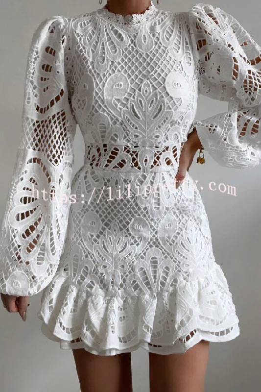 Solid Color Hollow Long-sleeved Waisted Lace Mini Dress Trendy Tie-Dye Mini Dress