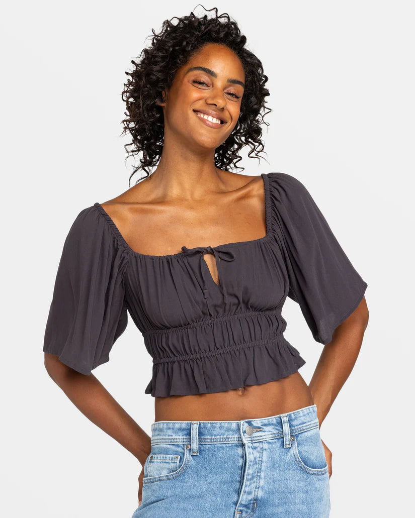 Dawn Winds Crop Top Phantom Collared Crew Neck Turtle Neck