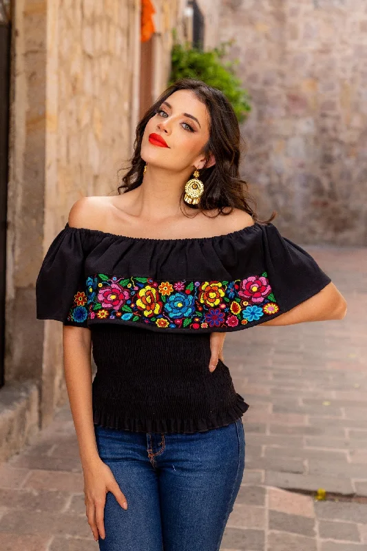 Rosalia Fino Crop Top Welt Pockets Slit Pockets Flap Pockets