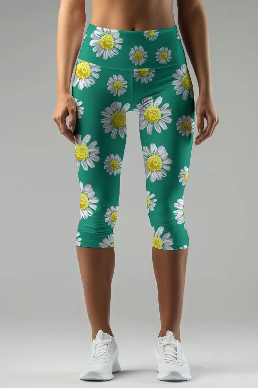 Remarkable Daisy Ellie Emerald Green Print Yoga Capri Leggings - Women Stylish Sporty Performance Leggings Remarkable Daisy Ellie Emerald Green Print Yoga Capri Leggings - Women Stylish Sporty Performance Leggings
