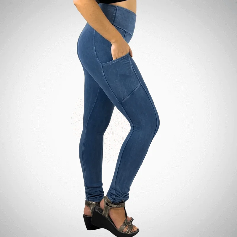 A Perfect Fit Mineral Washed Pocket Leggings Made in USA Fashionable Minimal Active Leggings A Perfect Fit Mineral Washed Pocket Leggings Made in USA Fashionable Minimal Active Leggings