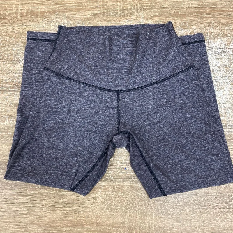 Lululemon- Cropped leggings- MSRP $108: grey-women-MD Comfortable Running Leggings