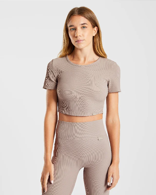 Sculpt Ribbed Crop Top - Taupe Elegant Classic Vintage