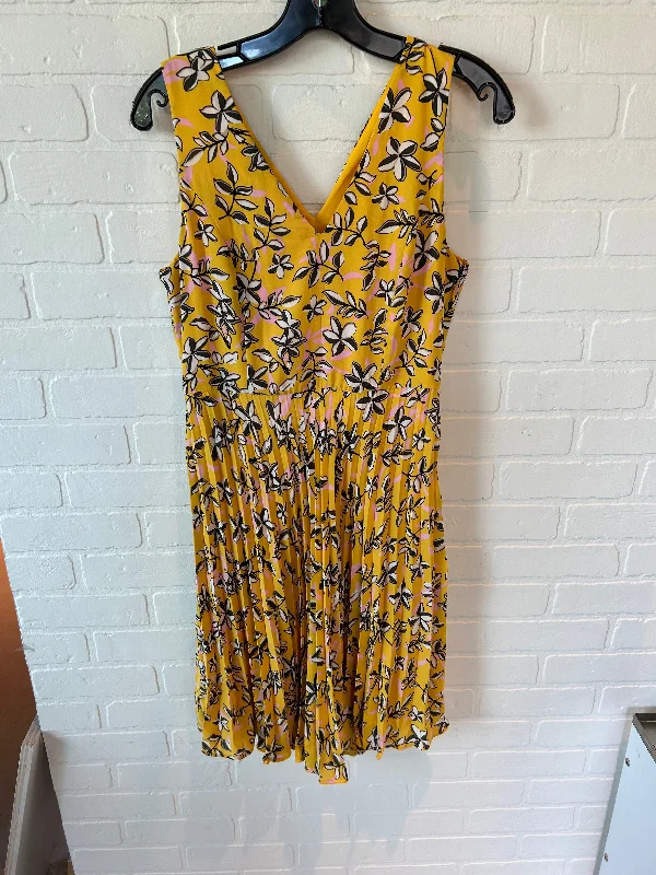 Dress Casual Midi By Banana Republic In Yellow, Size: S Cozy Wide Strap Midi Dress