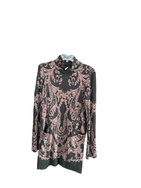 Dress Casual Midi By Free People In Black, Size: Xs Trendy Fit-and-Flare Midi Dress