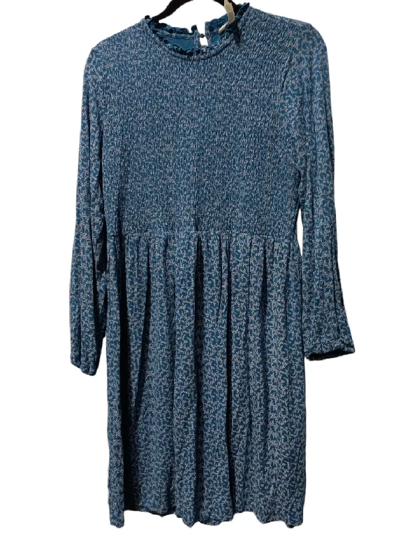 Dress Casual Midi By Matilda Jane In Blue & White, Size: L Chic Off-Shoulder Midi Dress Dress Casual Midi By Matilda Jane In Blue & White, Size: L Chic Off-Shoulder Midi Dress