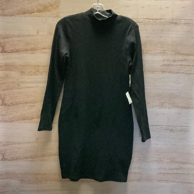Dress Casual Midi By Old Navy In Black, Size: M Trendy Fit-and-Flare Midi Dress