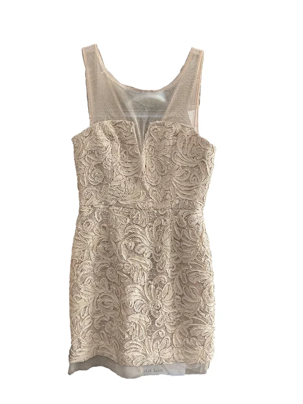 Dress Party Midi By Bcbgmaxazria In Beige, Size: 4 Trendy Ruched Side Midi Dress