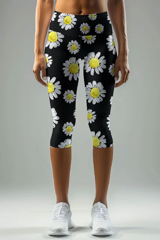 Oopsy Daisy Ellie Performance Capri Leggings - Women Trendy Sports Performance Leggings Oopsy Daisy Ellie Performance Capri Leggings - Women Trendy Sports Performance Leggings