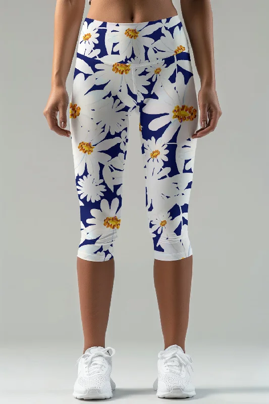 Daisyland Ellie Floral Performance Summer Yoga Capri Leggings - Women Elegant Velvet Leggings Daisyland Ellie Floral Performance Summer Yoga Capri Leggings - Women Elegant Velvet Leggings